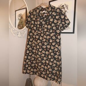 Vintage Egg/Flower Pattern Mini Dress